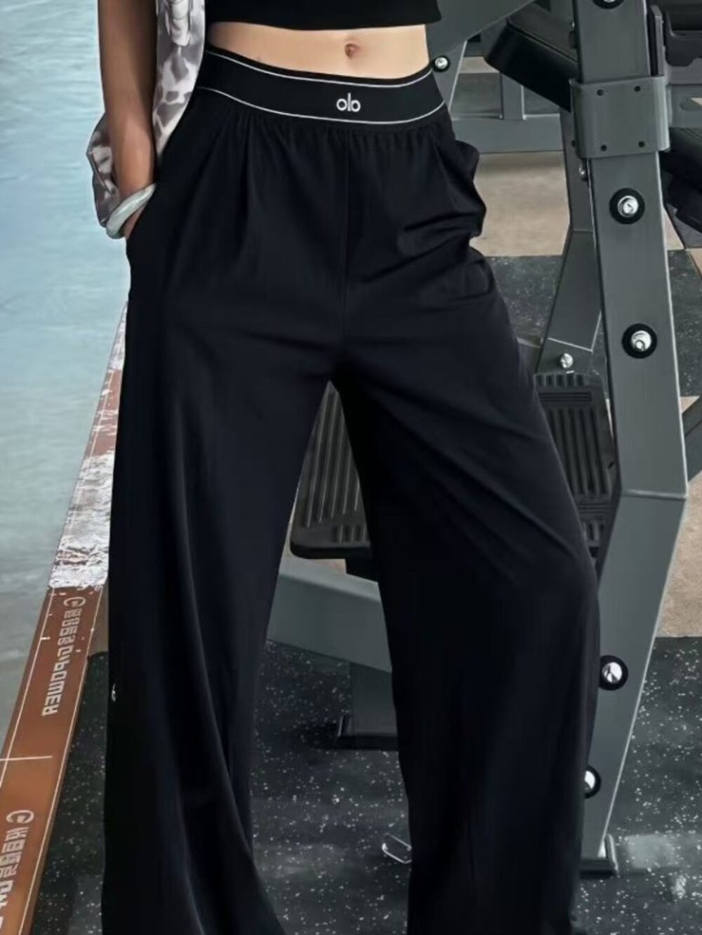 NTW🍇ALO Yoga Suit Up Trouser Black 💞 (Regular) 30-inch inner seam